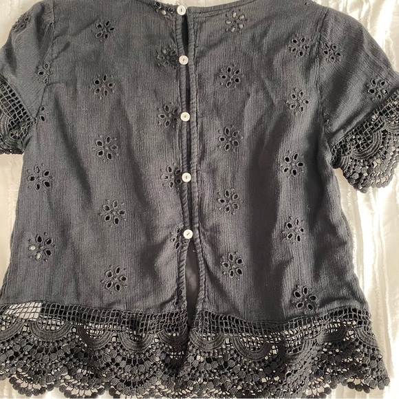 Hollister Black Lace Eyelet Boho Short Sleeve Top Size Small - Picture 3 of 8